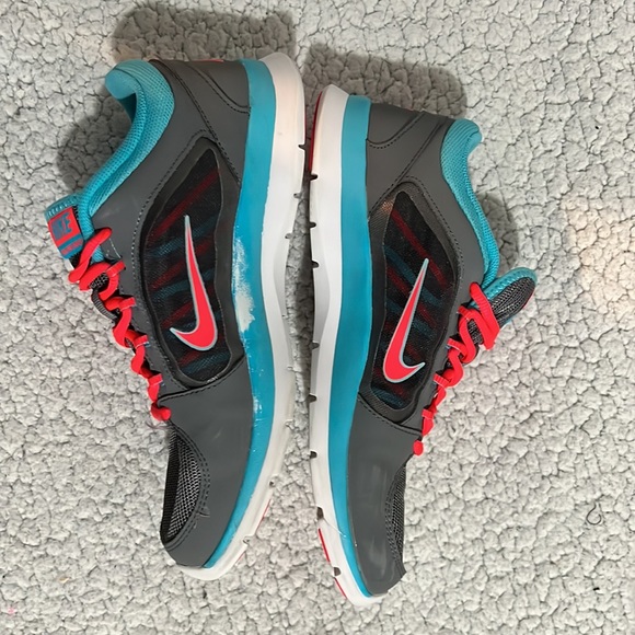 Pre owned Nike Woman Flex trainer 4 running shoes size 9.5 - Picture 5 of 10